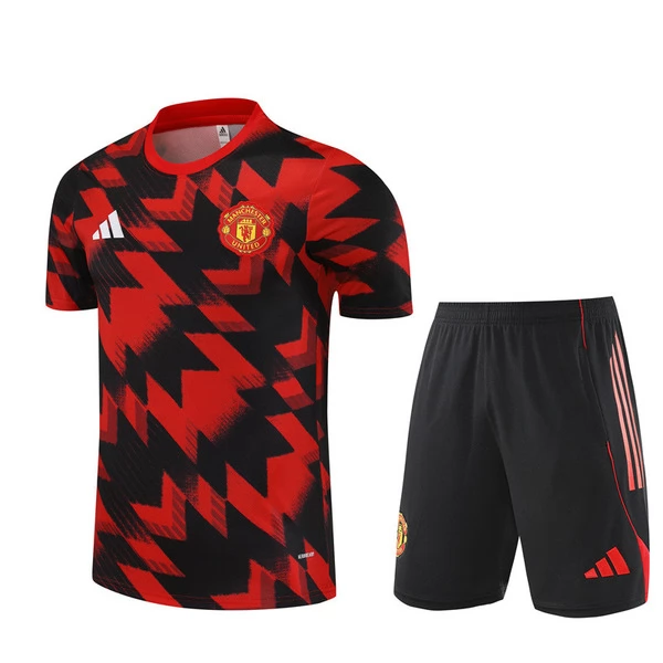 Komplet Koszulka Treningowa Manchester United Dziecięca 2025-26 - Shorts Czerwony Komplet Koszulka Treningowa Manchester United Dziecięca 2025-26 - Shorts Czerwony